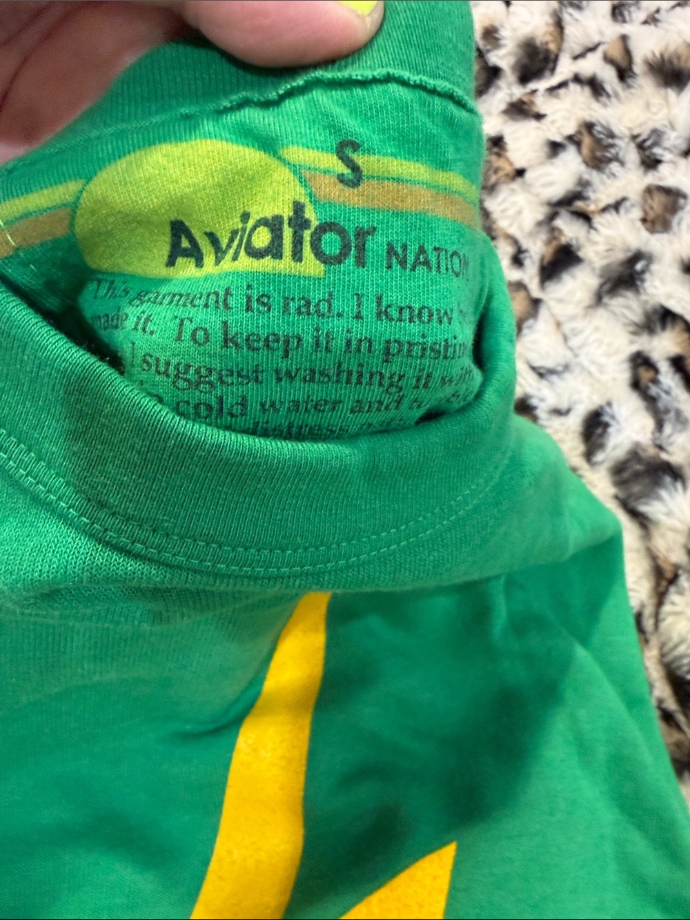 AVIATOR NATION SIZE SMALL LIGHTING BOLT GENTLY USED - Picture 2 of 2